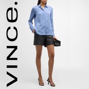 VINCE Slim-Fitted Stretch Silk Button-Front Blouse in Blue / Azure Gem | XS